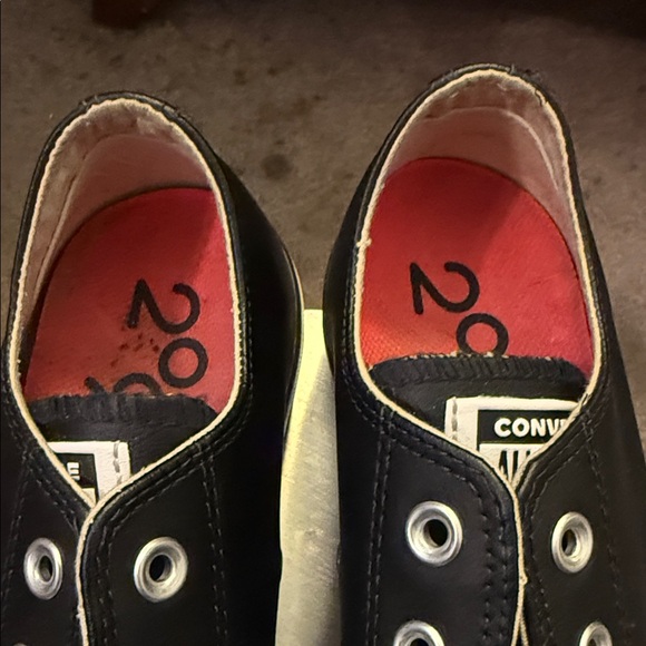 Pre-owned Converse Black leather/ and White sole Women's Sneakers - Picture 4 of 16